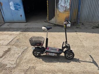 Elektrokoloběžka nitro scooters