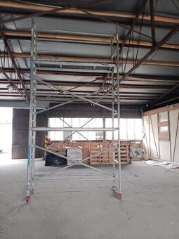 Pojízdné hliníkové lešení Eurotower - pracovní výška 5,73m