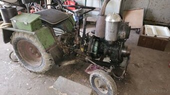 Malotraktor z PF62 s motorem 1D80