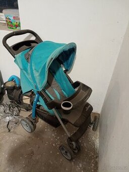 Sportovní kočárek