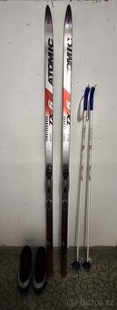 sada běžky Atomic+ hůlky Swix + boty Madshus