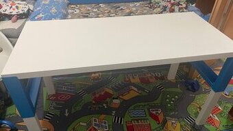 Psací stůl a 2 židličky