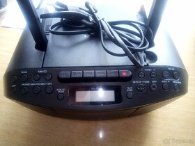 Prodám rádio+sluchátka SONY