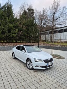 Škoda Superb 3,4x4,manual. 110kw