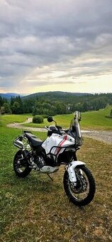 Ducati DesertX, krásný stav a super výbava