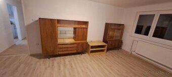 Obyvaci sestava+ konferencni stolek