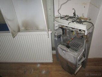 PLYNOVÝ KOTEL FERROLI DOMITOP C24E-LEVNĚ