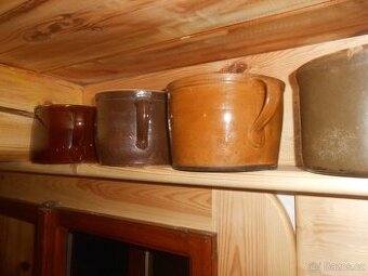 stary kameninovy hrnek koupim