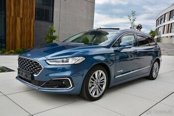 FORD MONDEO 2.0 Hybrid ecvT Auto Vignale PANORAMA 1 MAJITEL