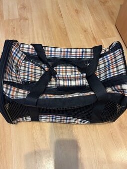 Cestovní taška pro psa