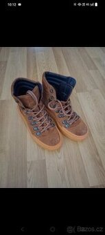 Dámské kotníkové boty