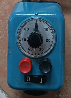 expoziční hodiny Novex B2