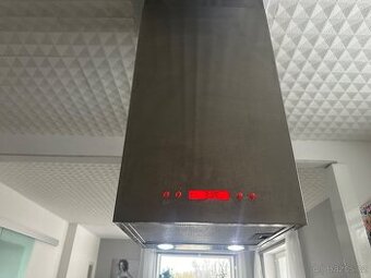 Ostrůvková digestoř Ikea