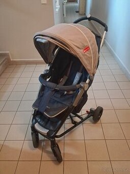 Sportovní kočárek