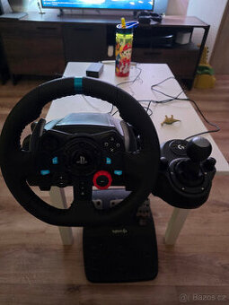Volatn Logitech G29 + pedály + shifter PS5/PS4/PS3/PC