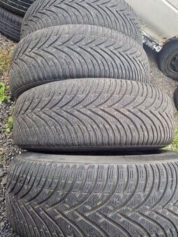 Pneu zimní 215/65/16 BF Goodrich XL