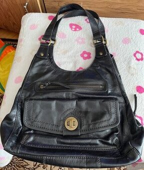 Kabelka černá kožená