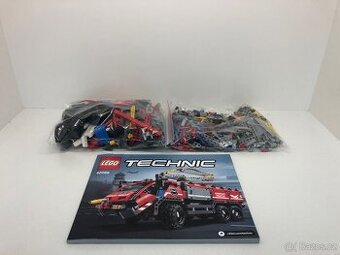 Lego Technic 42068 Letištní záchranné vozidlo