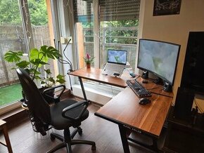 Rohový herní / kancelářský stůl (hnědý)