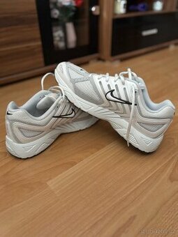 Nike Air Pegasus 2005