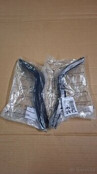 Držáky přední masky škoda octavia 1