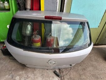 Opel Astra H dveře