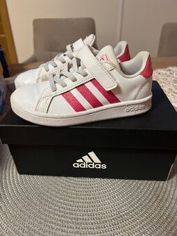 Adidas tenisky divci 28 velikost