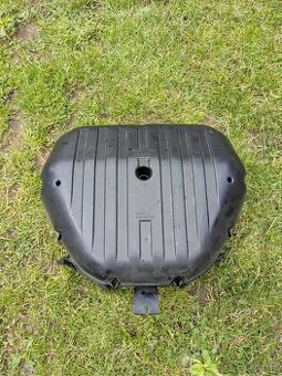 Suzuki GSX-R K1 airbox