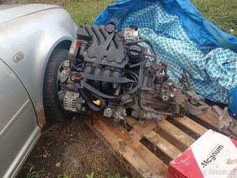 Prodám motor AKL 1,6 16v 74kw škoda , Seat , ve, audi
