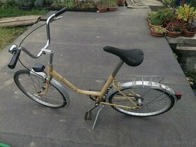 Predám starý bicykel LIBERTA - 1