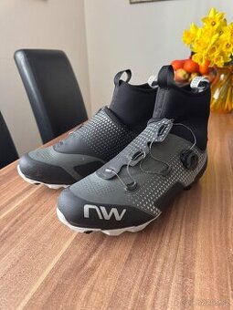 Zimní MTB tretry zn. Northwave Arctic Gore-tex vel.46