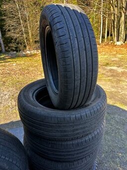 205/60R16 Goodyear Dot 23