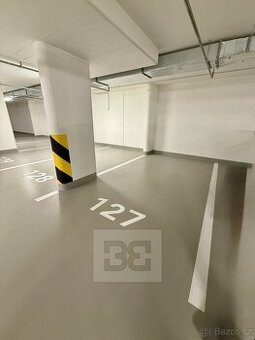 Pronájem garážové stání, 15 m2 - Praha - Hloubětín
