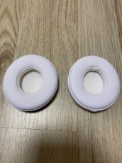 Náušníky pro sluchátka Beats Solo Wired (kabelové) - bílé