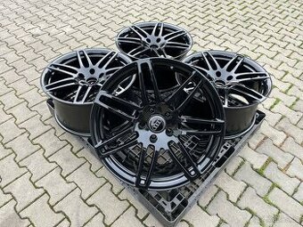Audi Q7 S-line, kola 21"