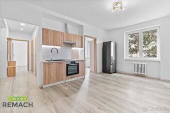 Pronájem, byt 3+kk, 50 m2, Uherské Hradiště, Tůně