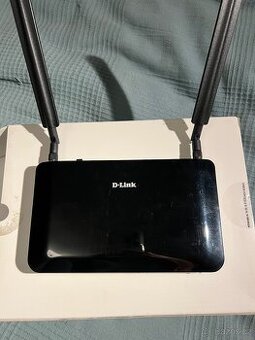 D-Link DWR-921 3G/4G WiFi router. Modem