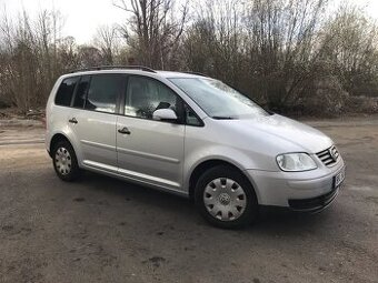 VW Touran 1.9 TDI 77kw 7-místné