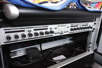 Phonic PCL3200 Dual Channel Compressor and Limiter