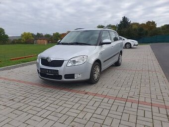 Škoda Fabia kombi 1.4i nová stk