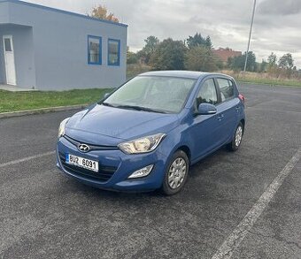 Hyundai I20, najeto 89 000-,km, serviska