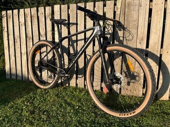 NOVÉ carbon TWITTER PREDATORpro XT 29" vel.L 1x12