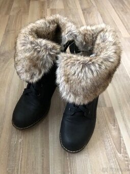 Damske kozacky na platforme