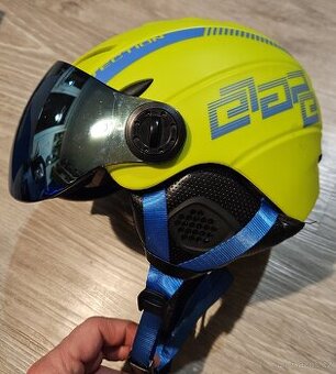 Dětská lyžařská přilba Etape RIDER PRO s visorem
