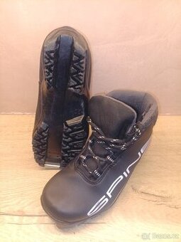 Boty na běžky 32 SNS