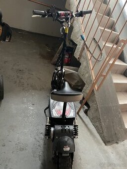 Elektro koloběžka nitro