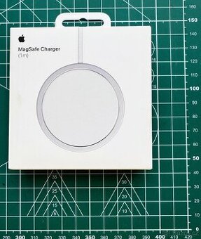 Apple MagSafe Charger - bezdrátová nabíječka pro iPhone