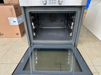 Vestavná trouba Siemens