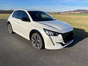 Peugeot 208 II 1.5 BlueHDi GT Line PureTech 100 S&S 102PS