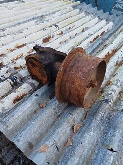 Zetor 15 -převodovka s řemenicí - prodej